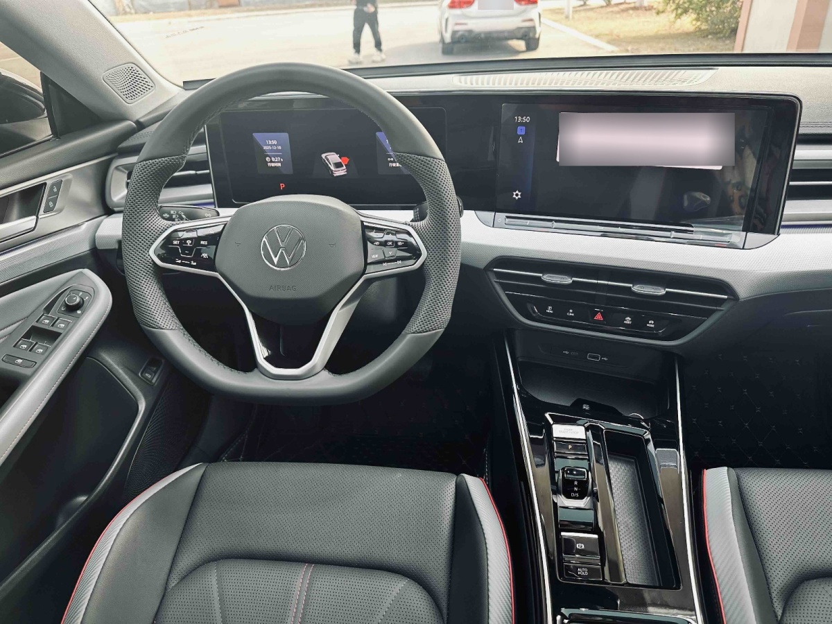 Volkswagen Lamando 2025 immagine di auto #11