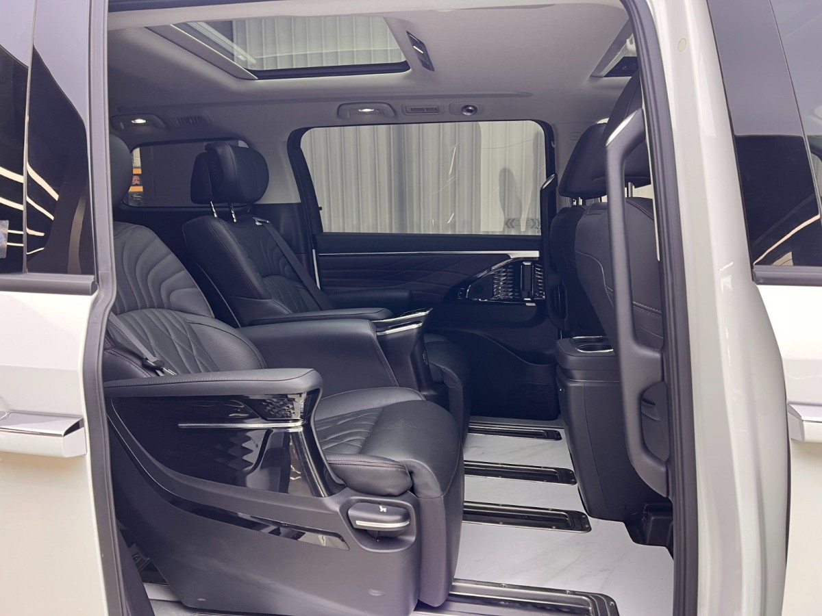 GAC Trumpchi M8 2024 car image #11