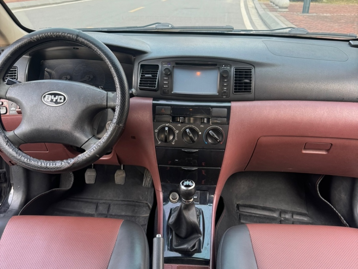 BYD F3 2015 car image #11