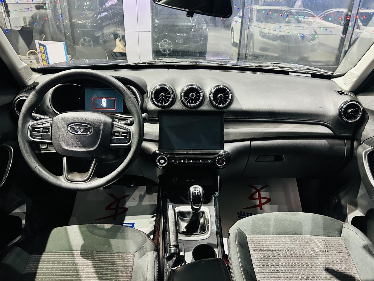 Kaiyi X3 2021 #11 Kaiyi X3 2021 car image #11