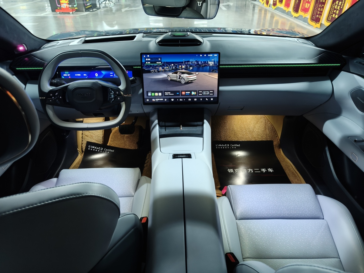 Lynk & Co Z10 2024 car image #11