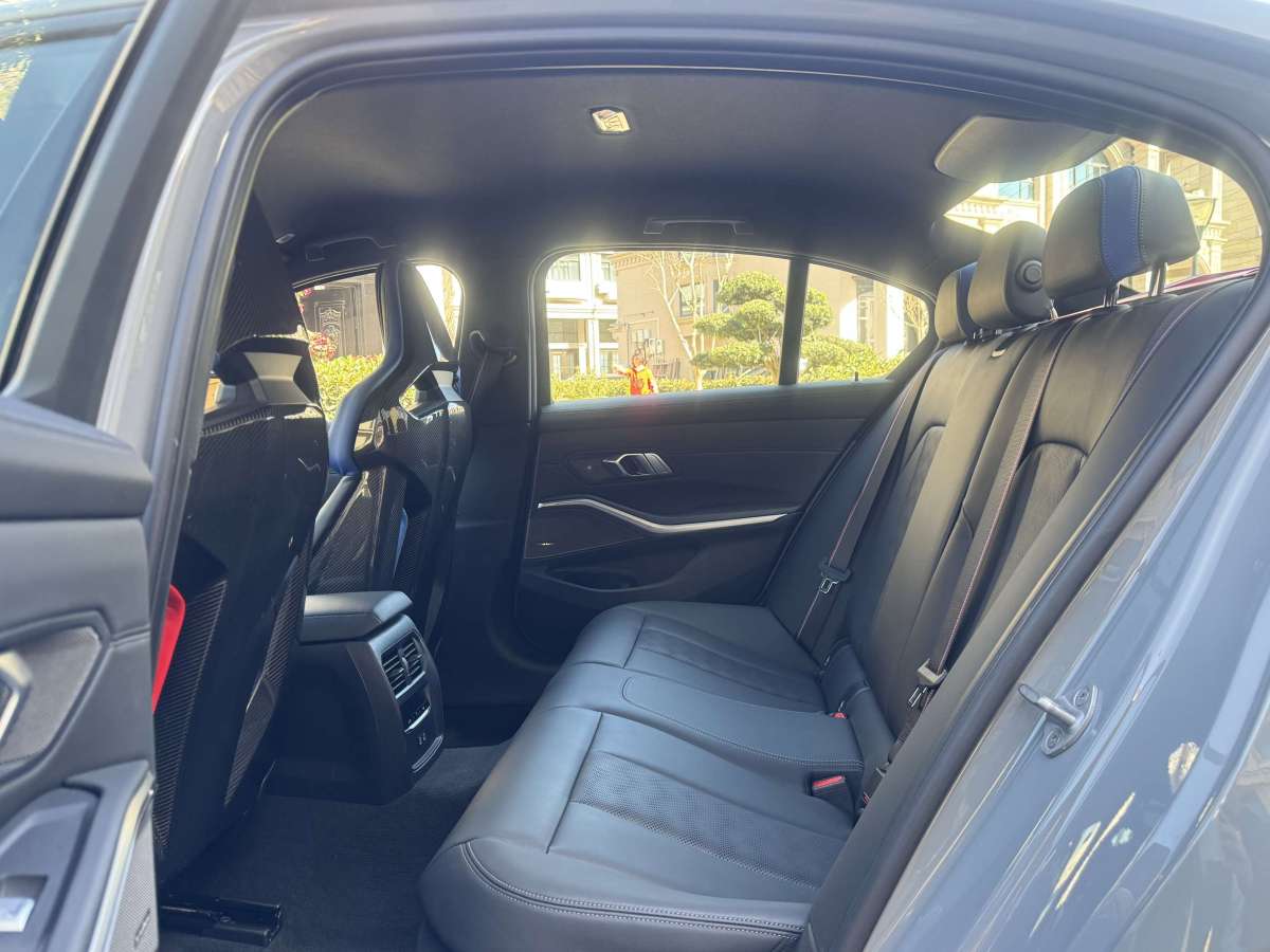 BMW M3 2025 immagine di auto #11