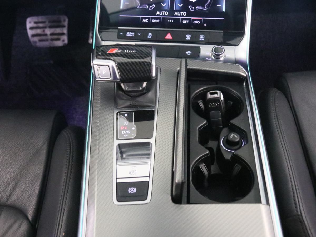 Audi 2020 car image #11