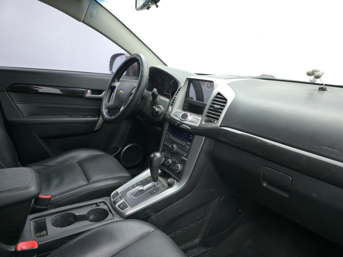 Chevrolet Captiva 2016 #11 Chevrolet Captiva 2016 car image #11