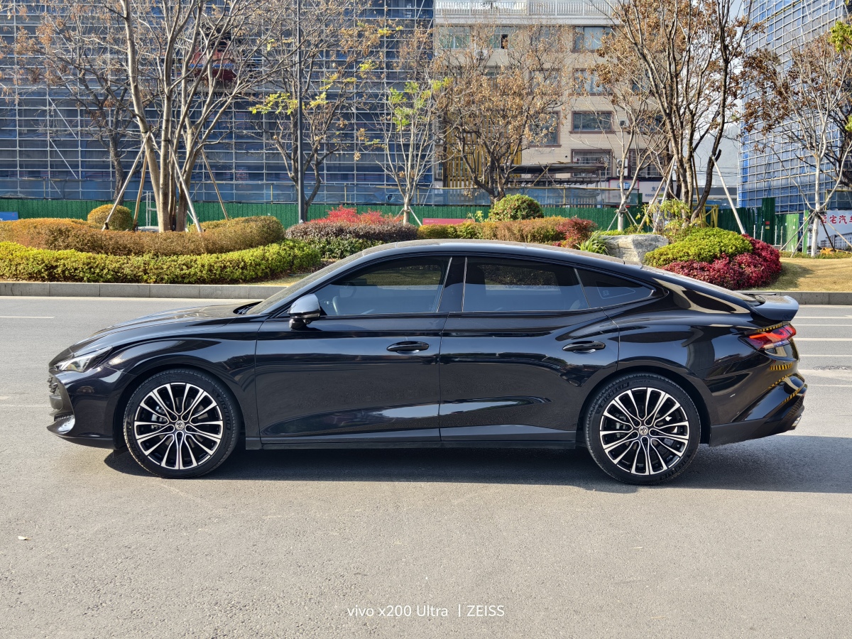 MG 7 2023 car image #11