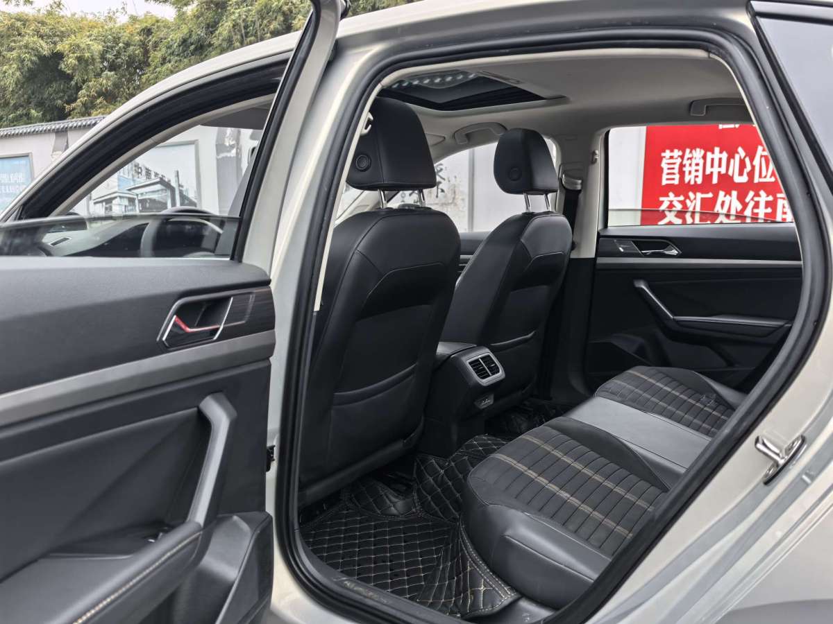 Volkswagen Lavida 2019 #11 Volkswagen Lavida 2019 car image #11