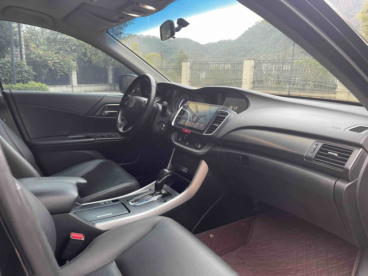 Honda Accord 2015 #11 Honda Accord 2015 car image #11