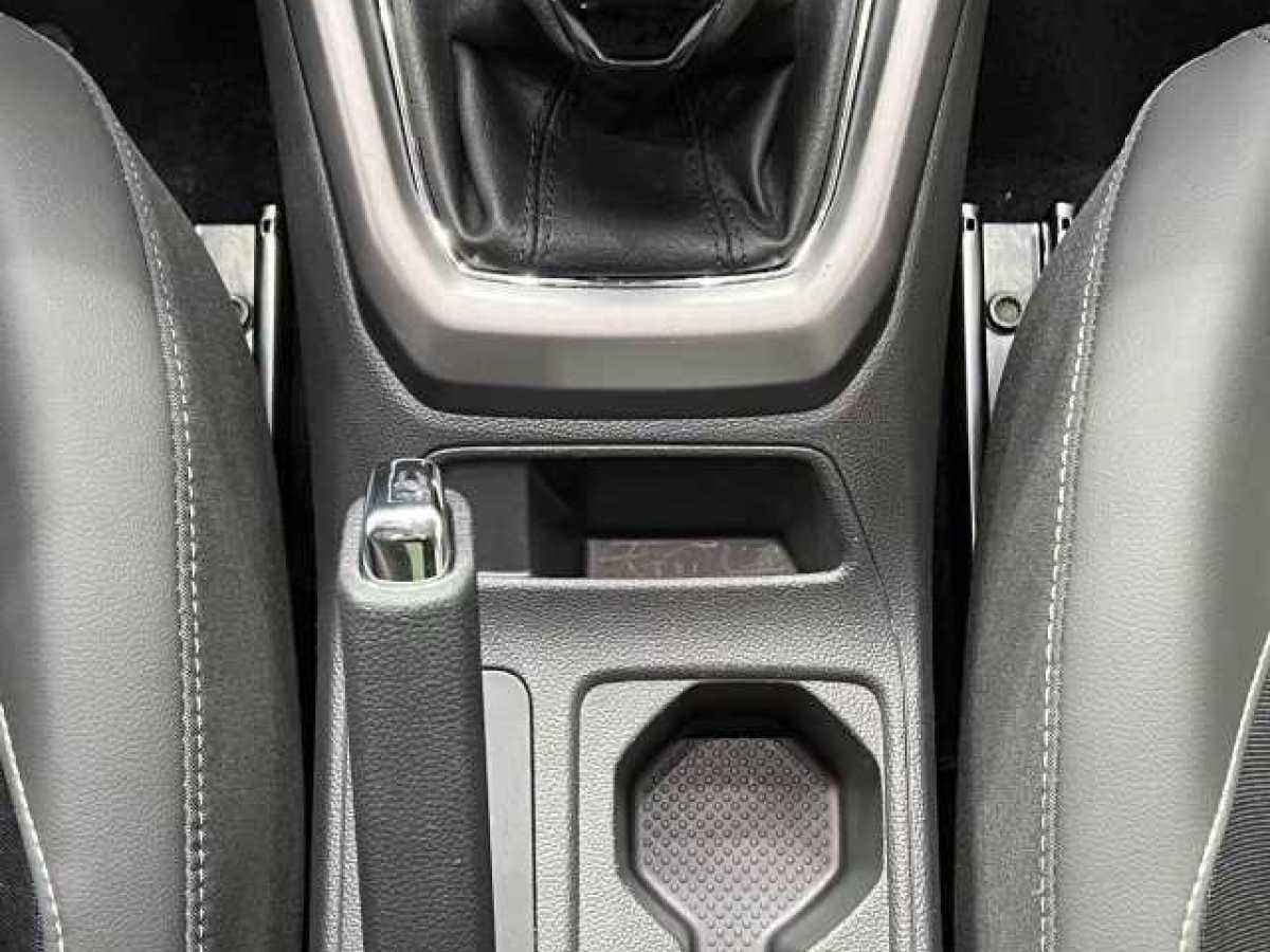 Volkswagen T-Cross 2021 #11 Volkswagen T-Cross 2021 car image #11