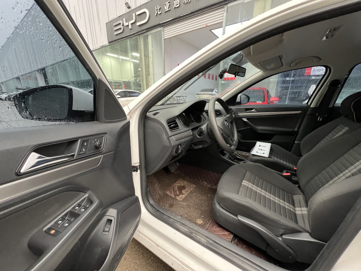Volkswagen Lavida 2022 car image #11