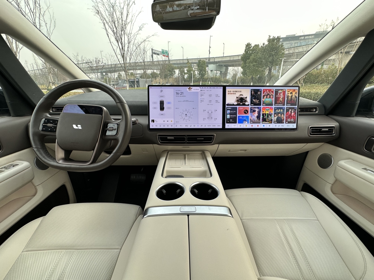 理想汽车 理想MEGA 2024 汽车图片 #11