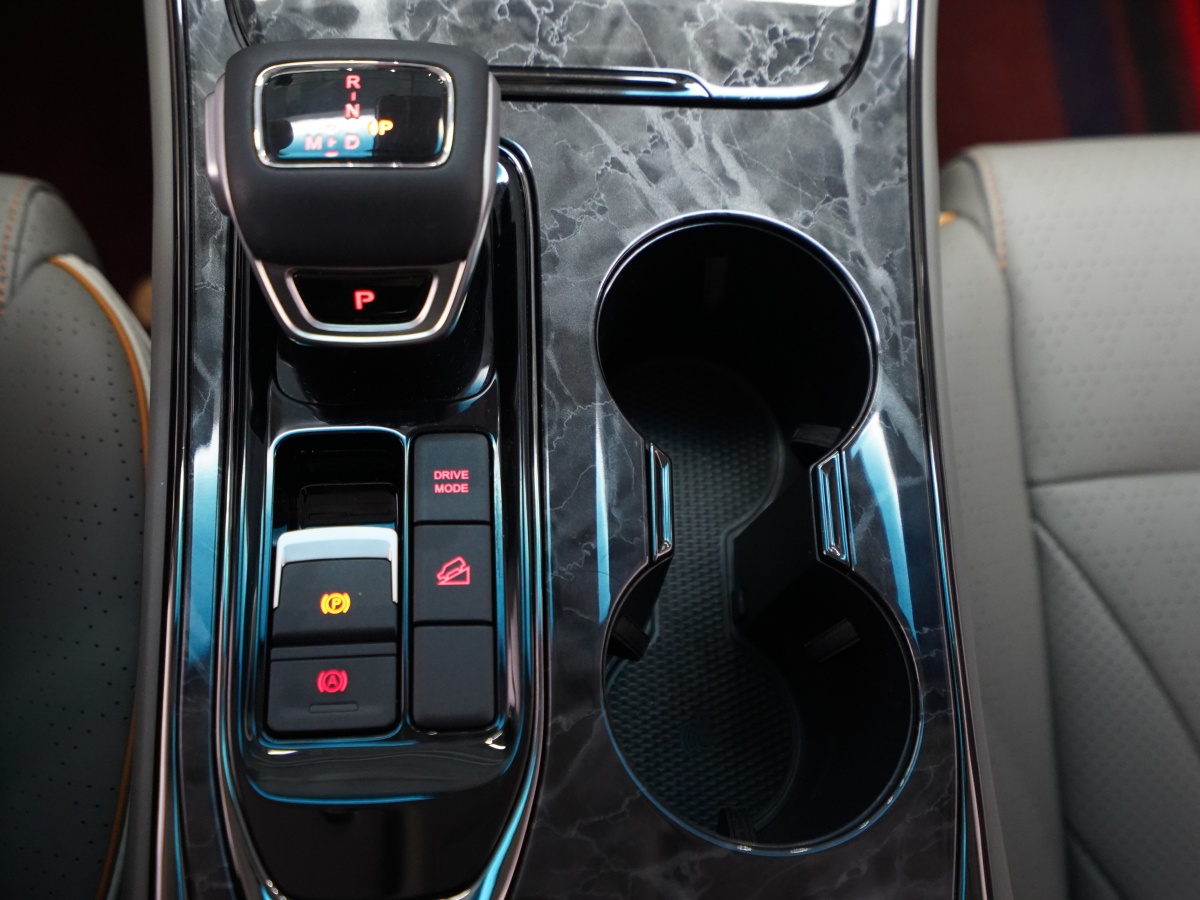 Forthing Yacht 2024 #11 Forthing Yacht 2024 car image #11