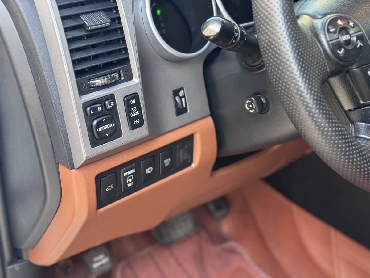 Toyota Sequoia 2010 #11 Toyota Sequoia 2010 imagen de coche #11