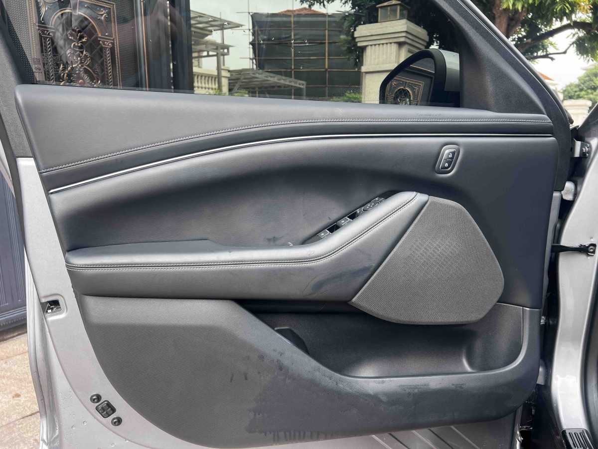 Ford 2022 car image #11