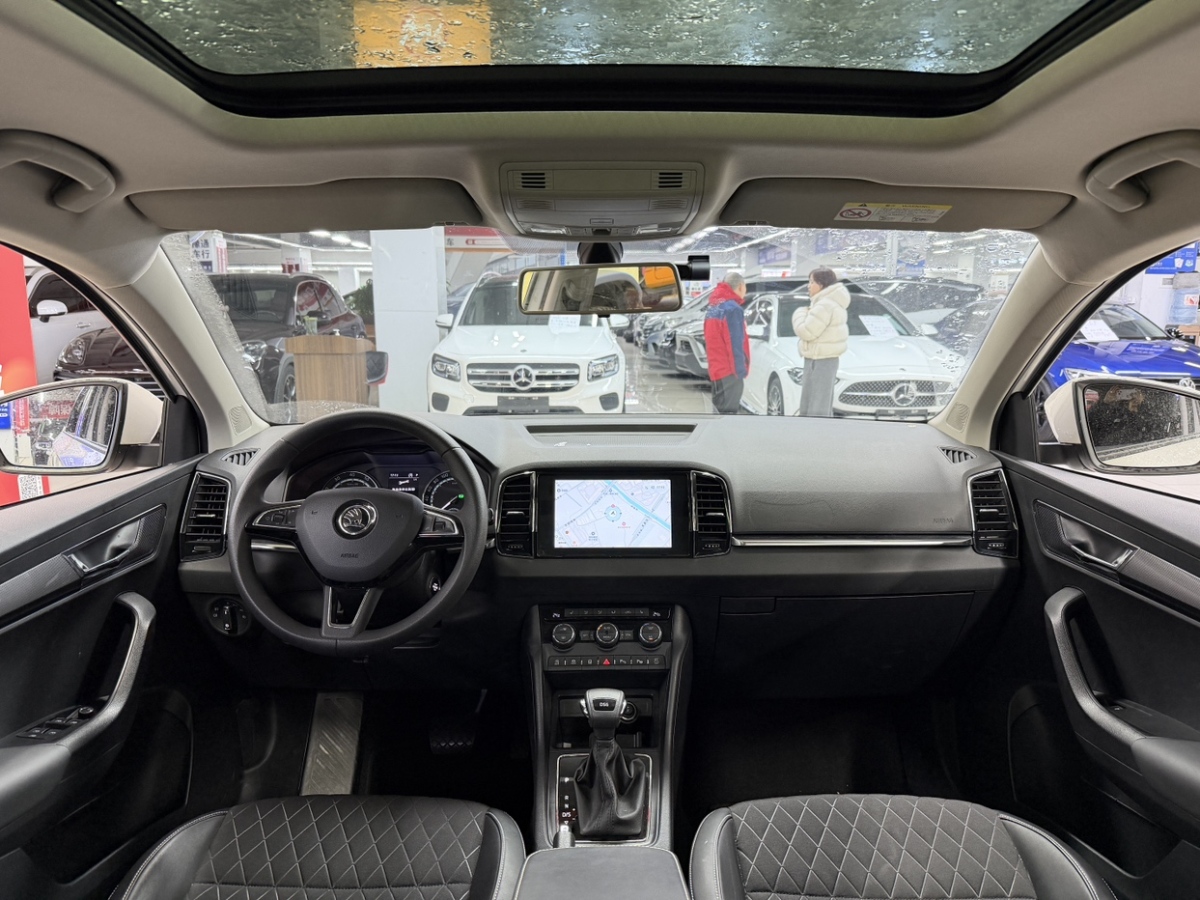 Skoda Karoq 2019 изображение автомобиля #11