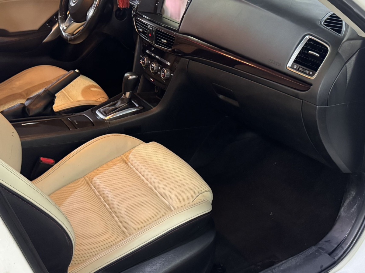 Mazda 2014 car image #11