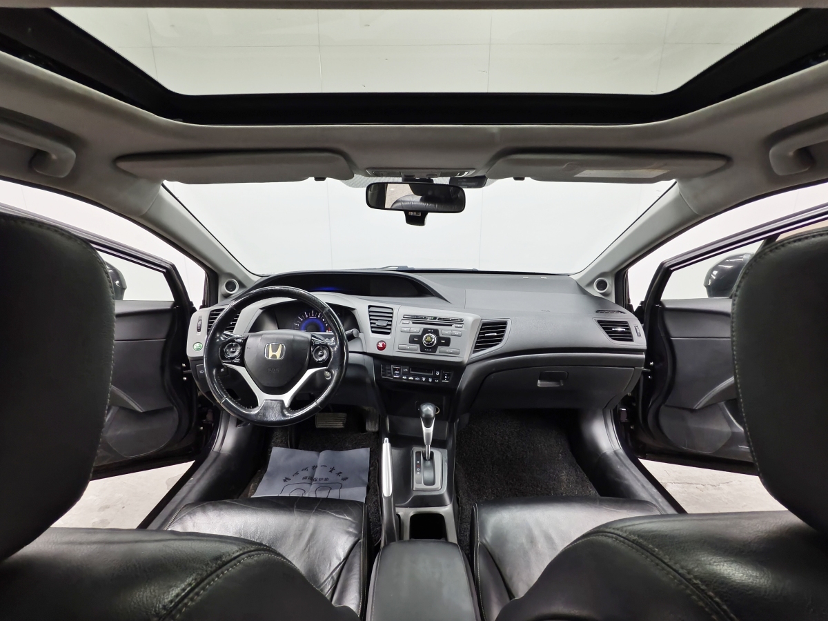 Honda Civic 2012 car image #11