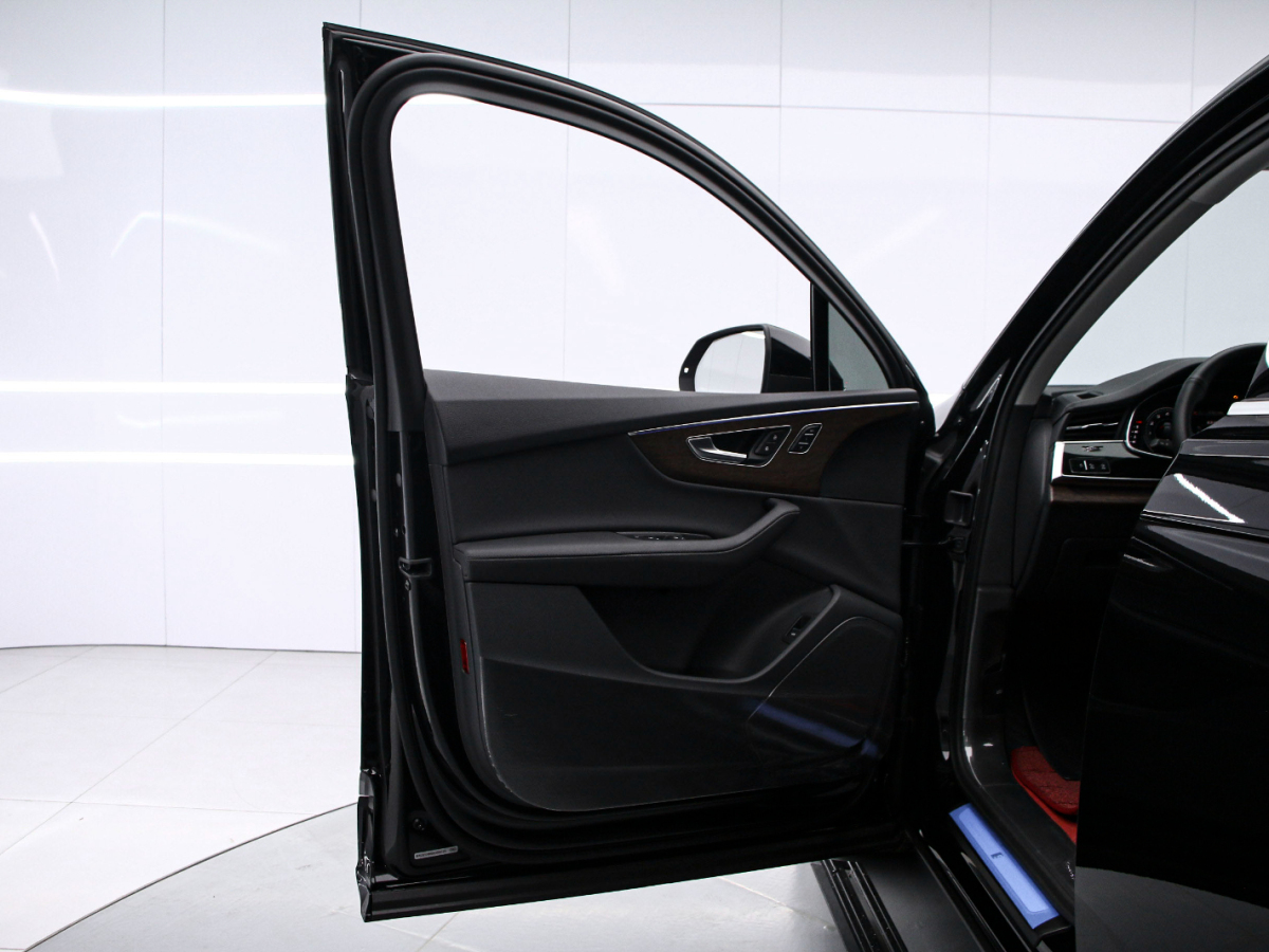 Audi Q7 2023 #11 Audi Q7 2023 car image #11