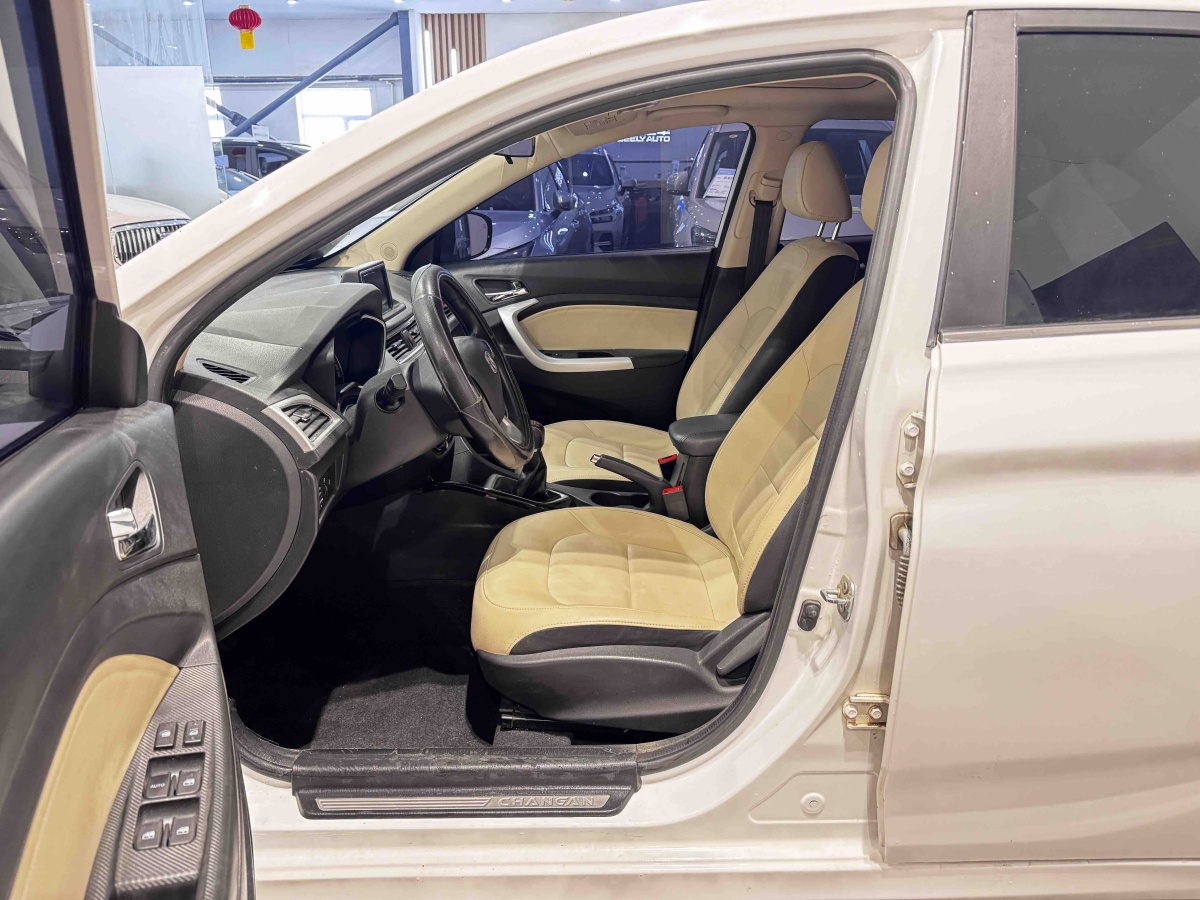 Changan Alsvin V7 2016 car image #11