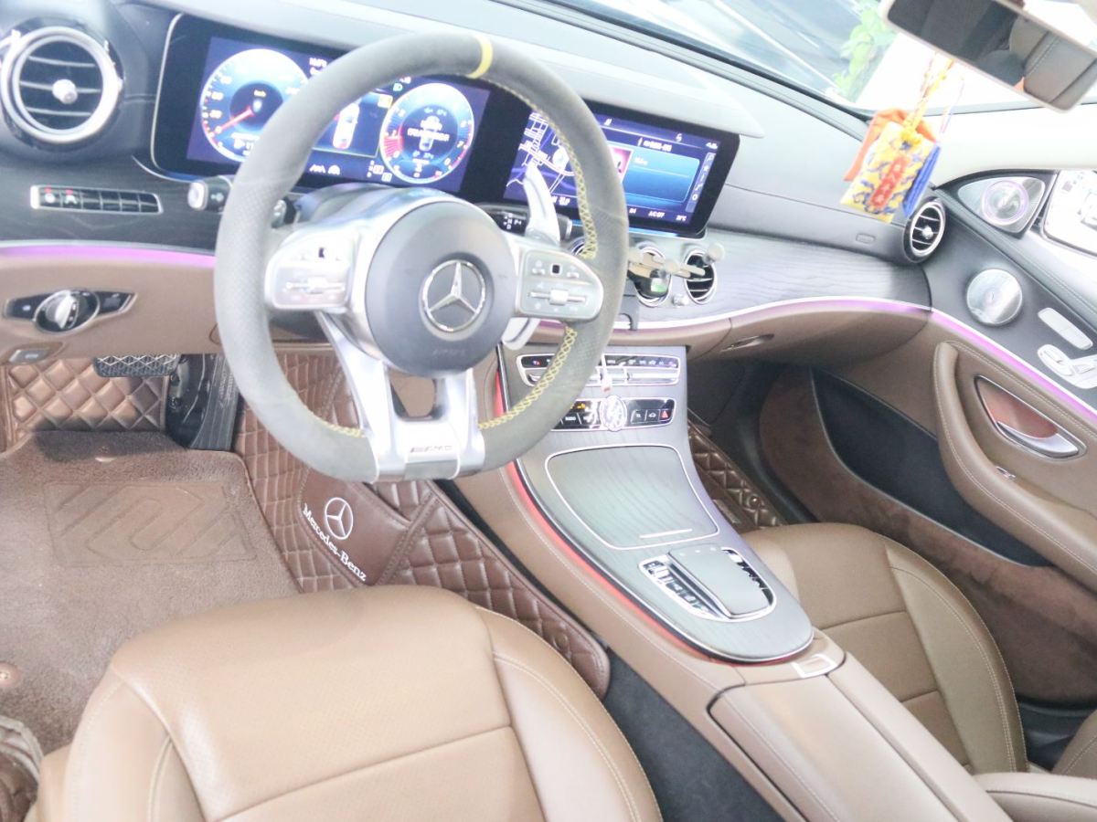 Mercedes-Benz 2019 car image #11