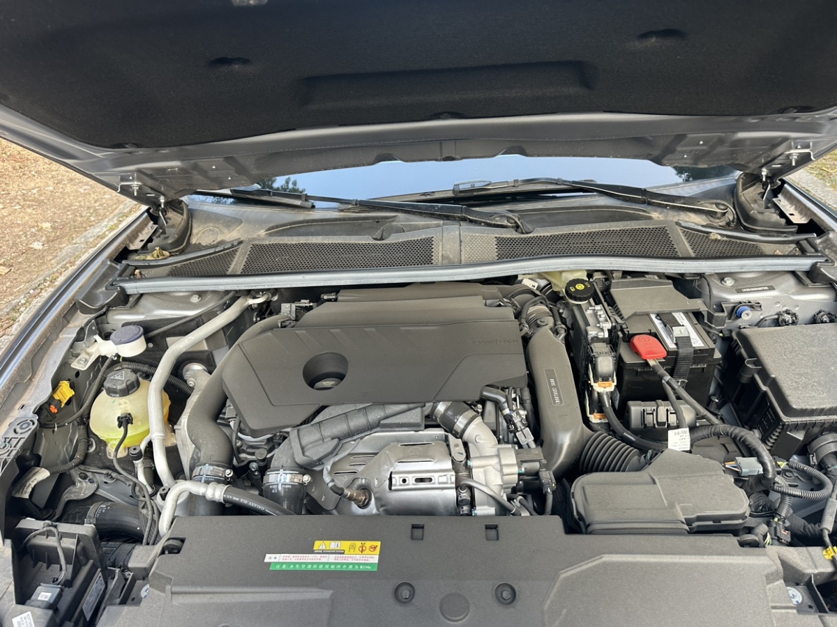 Citroen C5 X 2025 car image #11