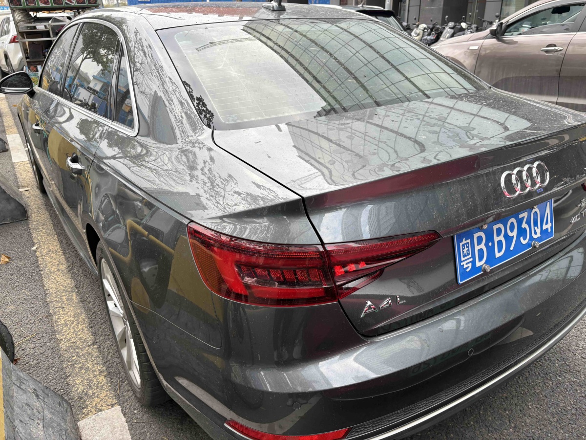 Audi A4L 2019 immagine di auto #11