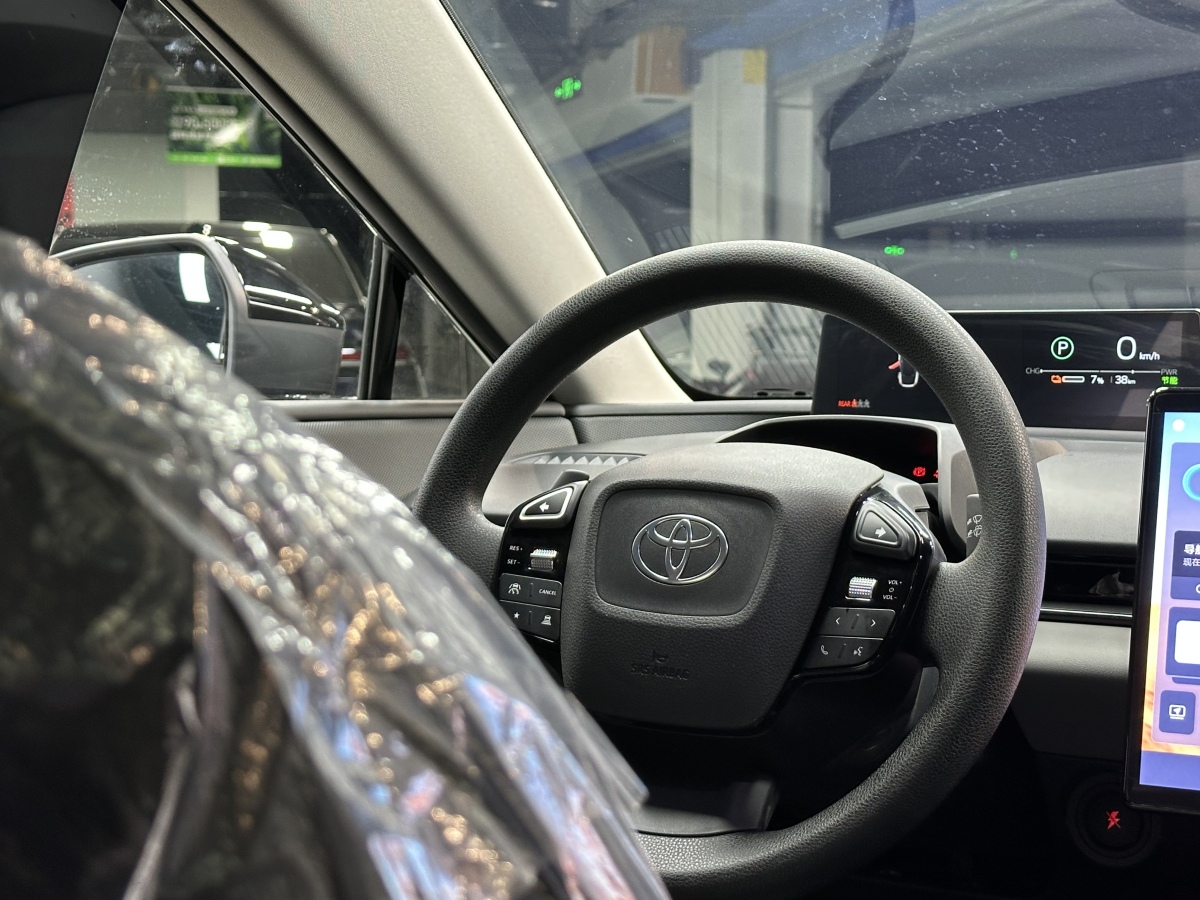 Toyota bZ5 2025 car image #11