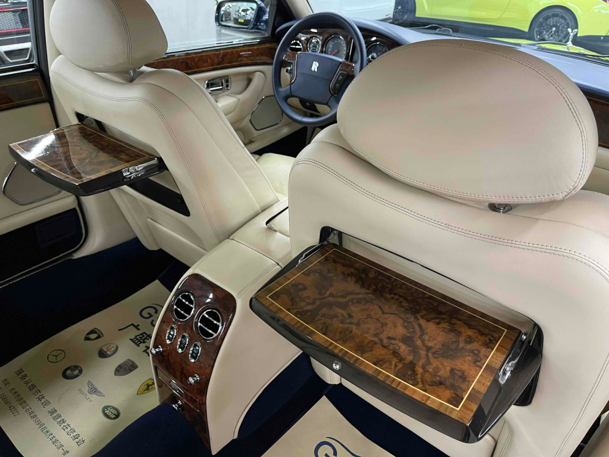 Rolls-Royce 2011 car image #11