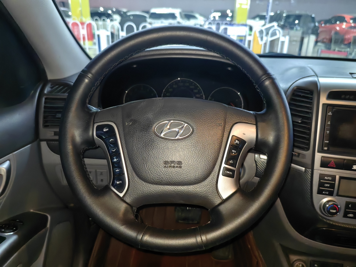 Hyundai Santa Fe Classic 2010 #11 Hyundai Santa Fe Classic 2010 car image #11