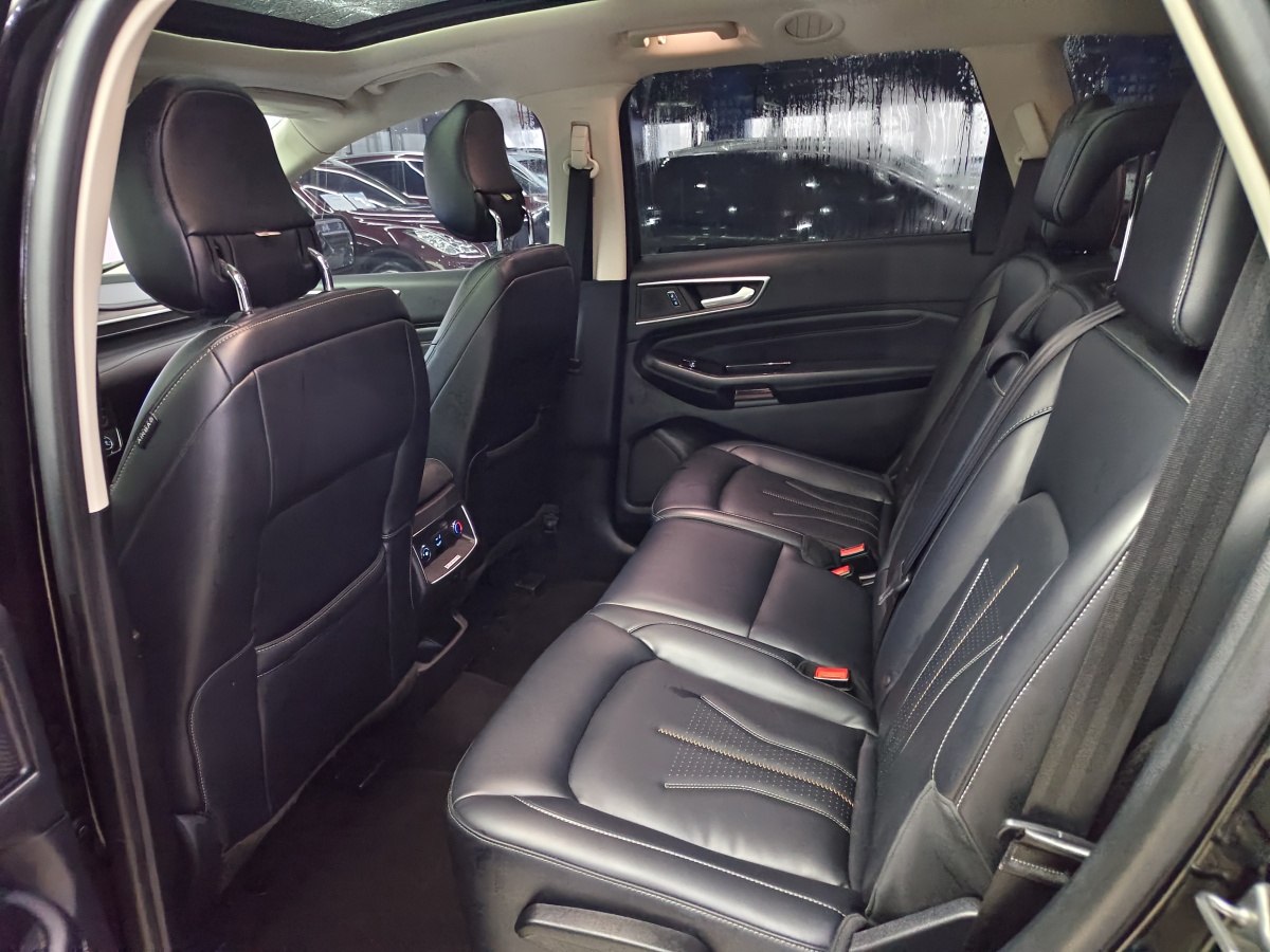 Ford Edge 2021 car image #11