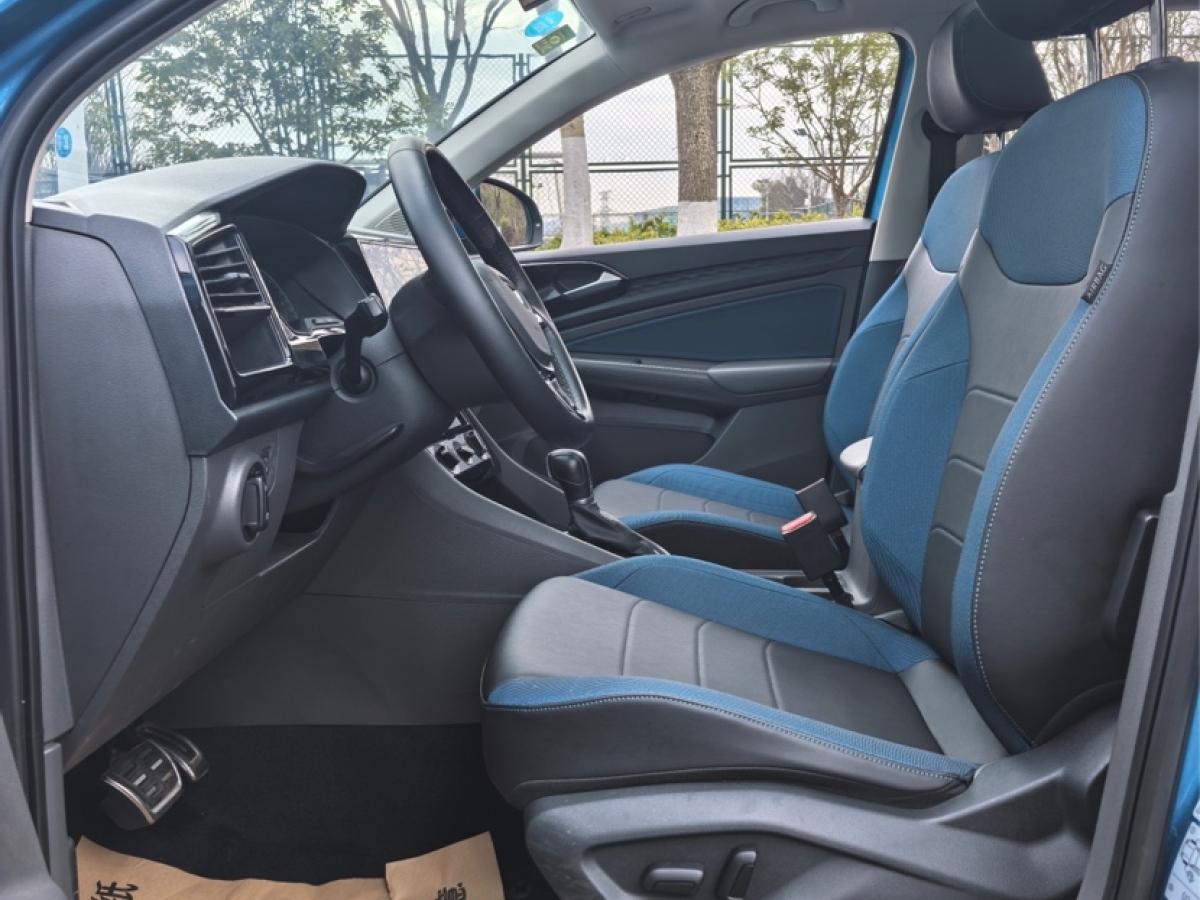 Jetta VS7 2020 car image #11