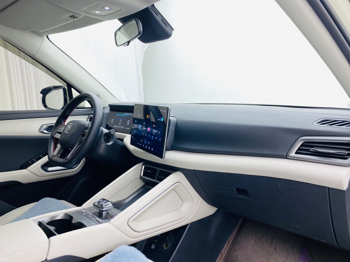 BYD YuanUP 2024 car image #11