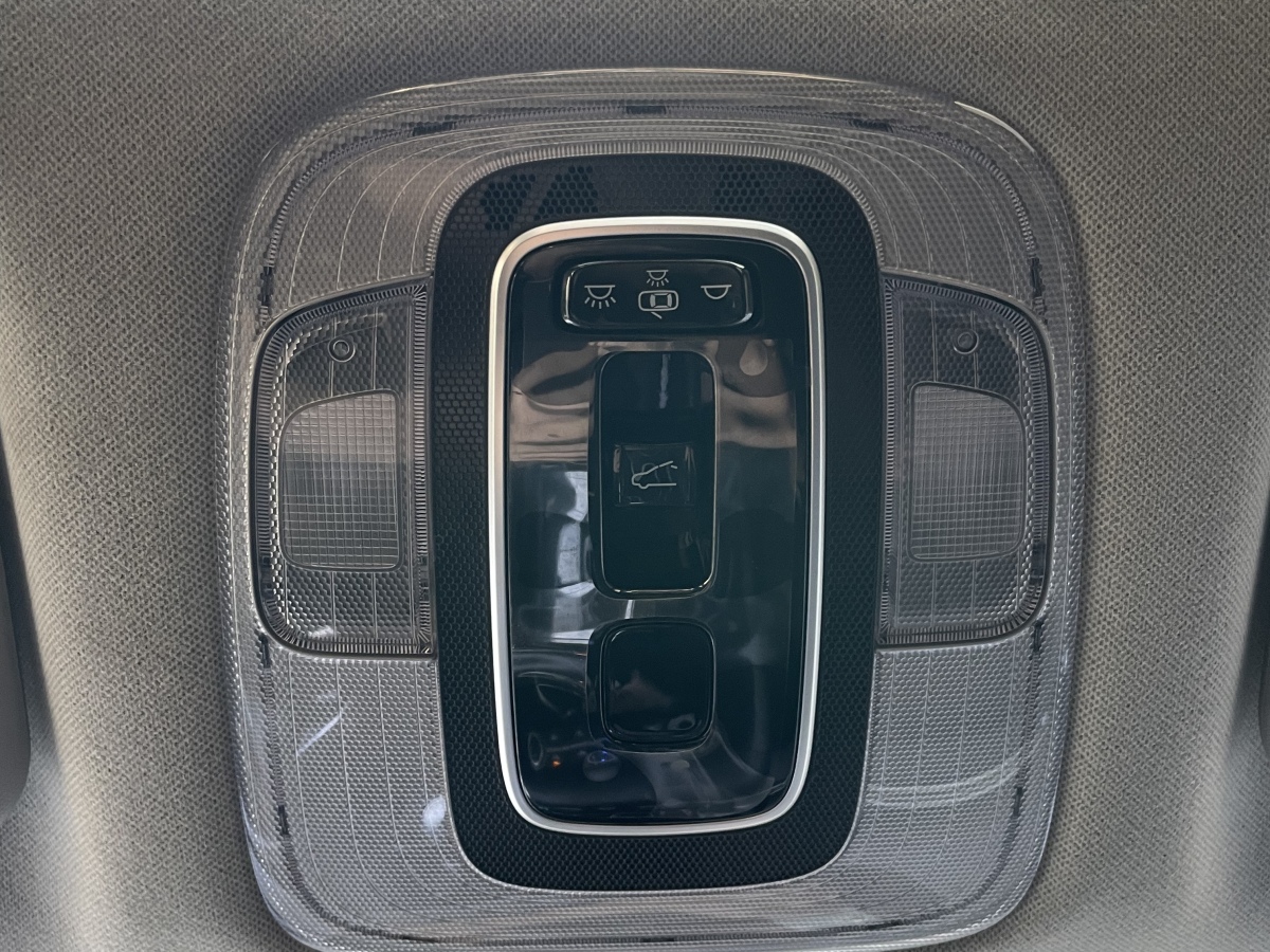 Hyundai Elantra 2023 car image #11