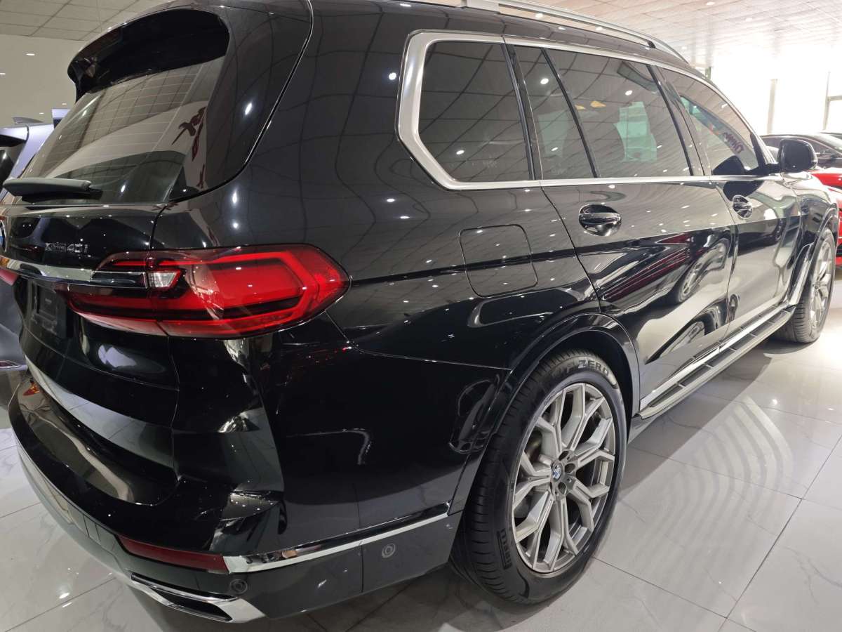 BMW X7 2021 صورة سيارة #11