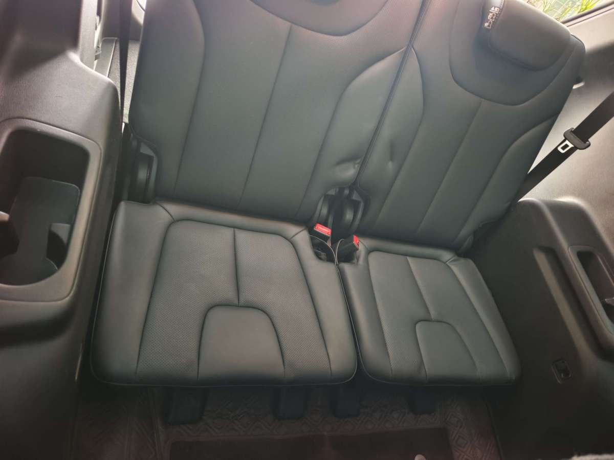 Hyundai Santa Fe 2021 car image #11