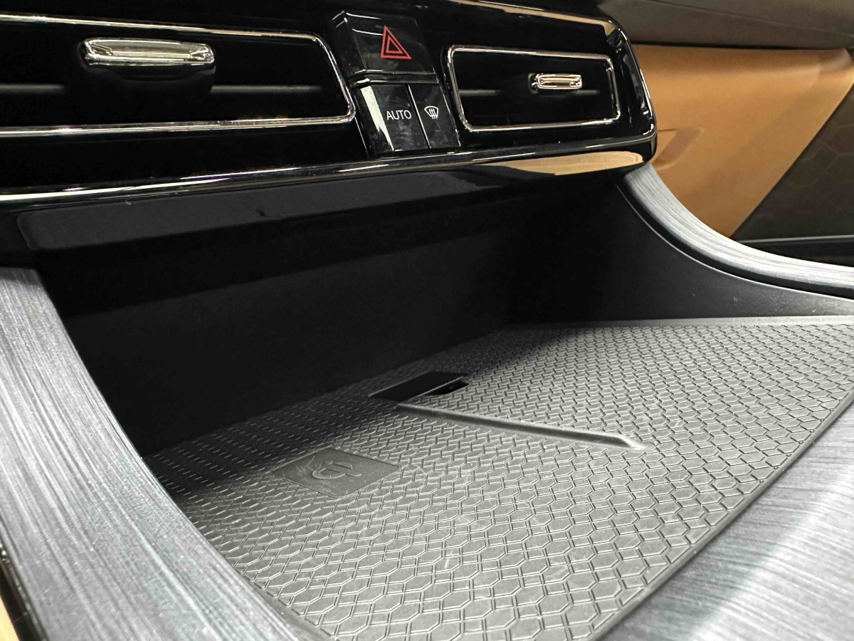 GAC Trumpchi ES9 2024 car image #11