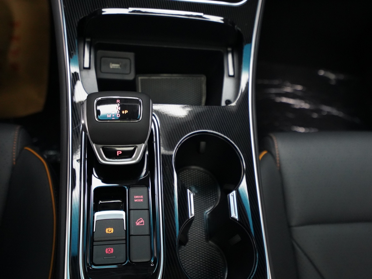 Forthing Yacht 2023 car image #11