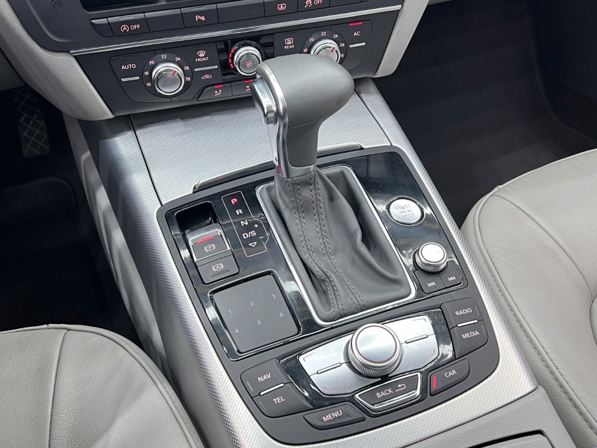 Audi A6L 2013 car image #11