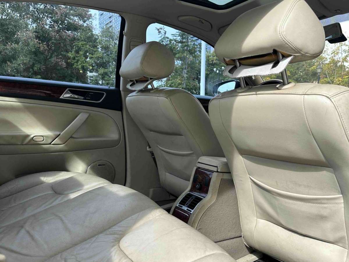 Volkswagen Passat Lingyu 2012 car image #11