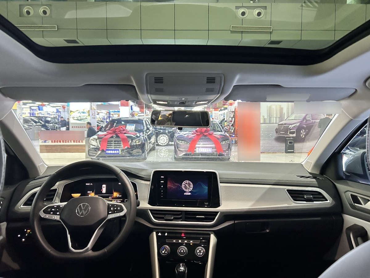 Volkswagen T-Roc 2025 immagine di auto #11