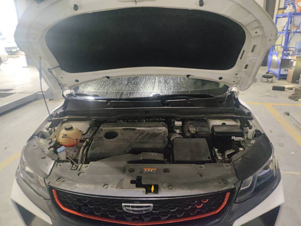 GEELY Coolray 2022 image de voiture #11