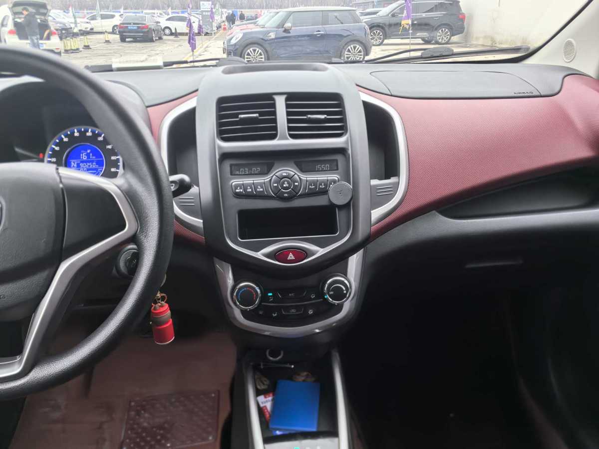 Changan BenBen EV 2018 صورة سيارة #11