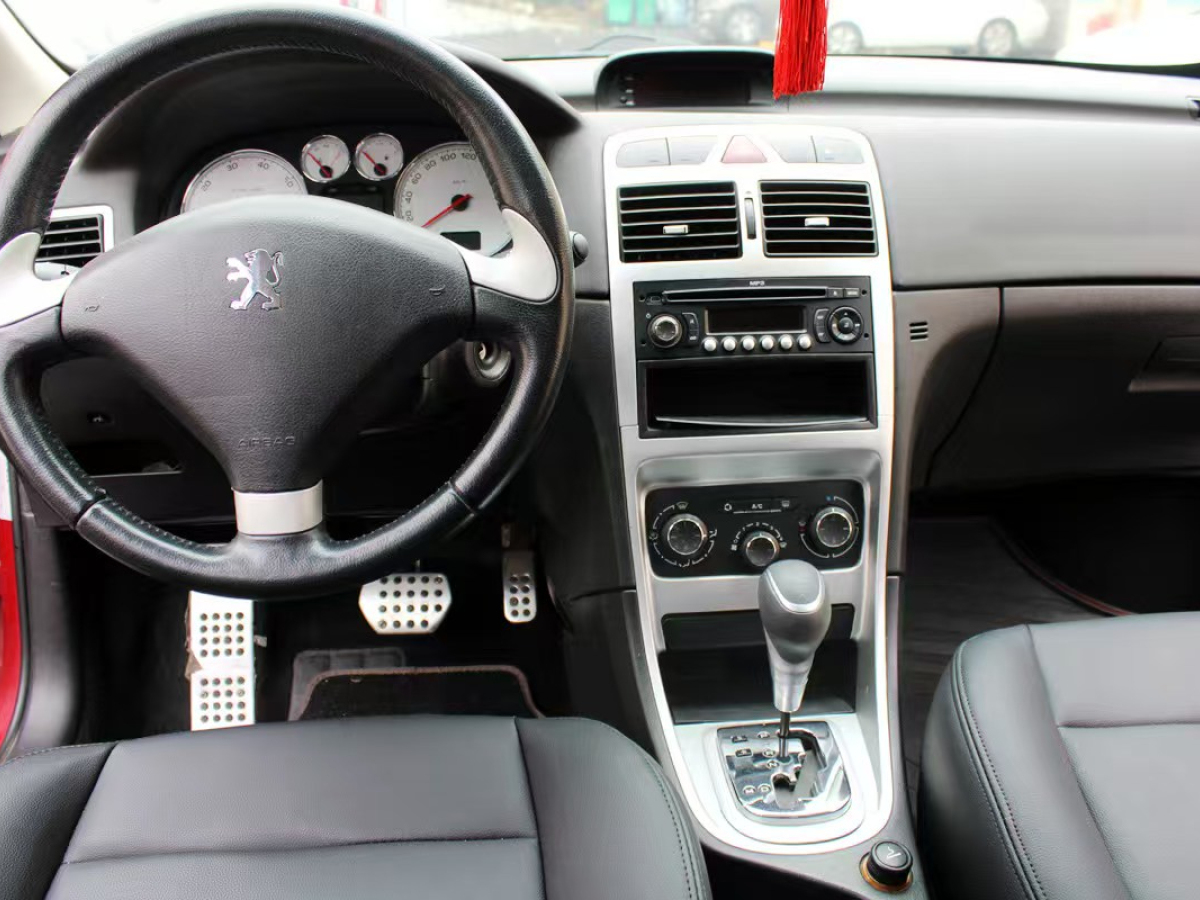 Peugeot 307 2012 car image #11