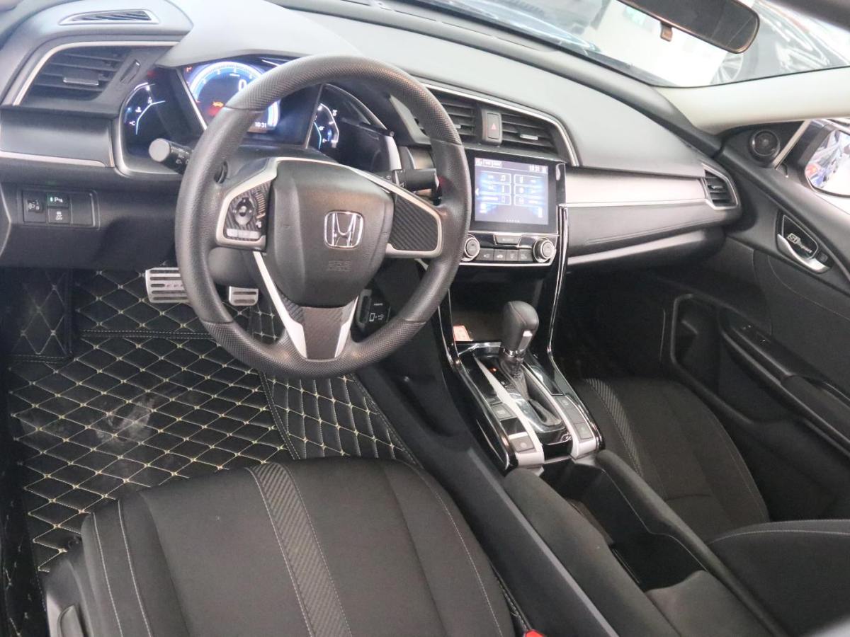 Honda Civic 2017 car image #11