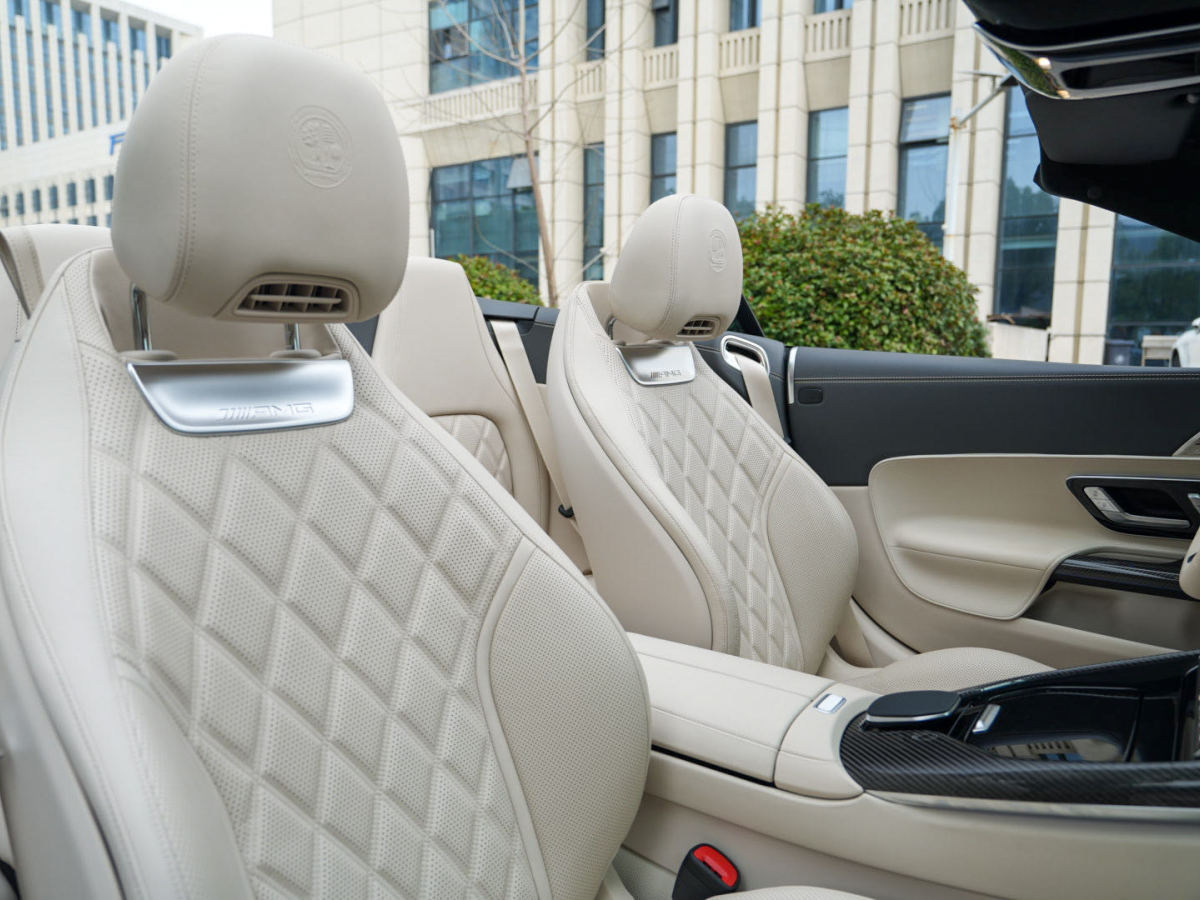 Mercedes-Benz SL AMG 2024 صورة سيارة #11