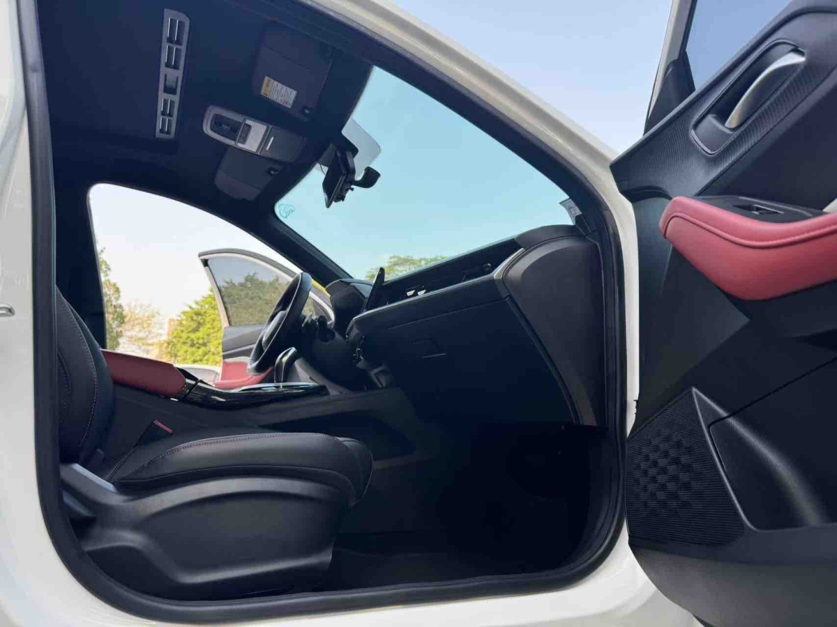 MG 5 2020 car image #11