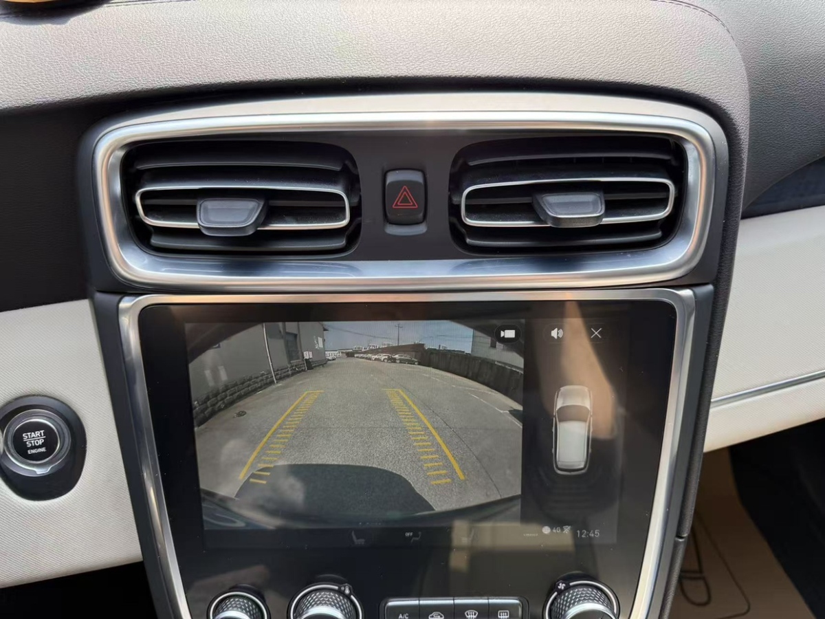 Lynk & Co 01 2019 #11 Lynk & Co 01 2019 car image #11
