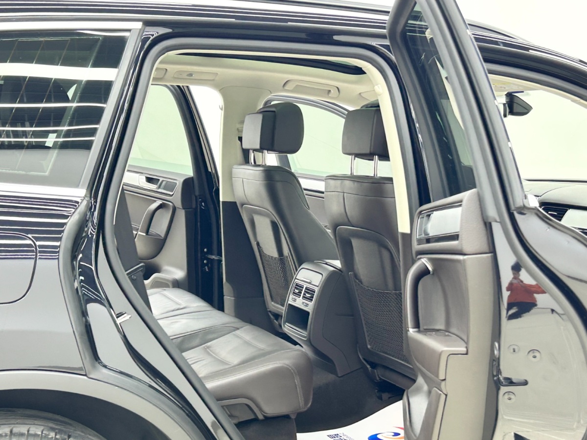 Volkswagen Touareg 2017 immagine di auto #11