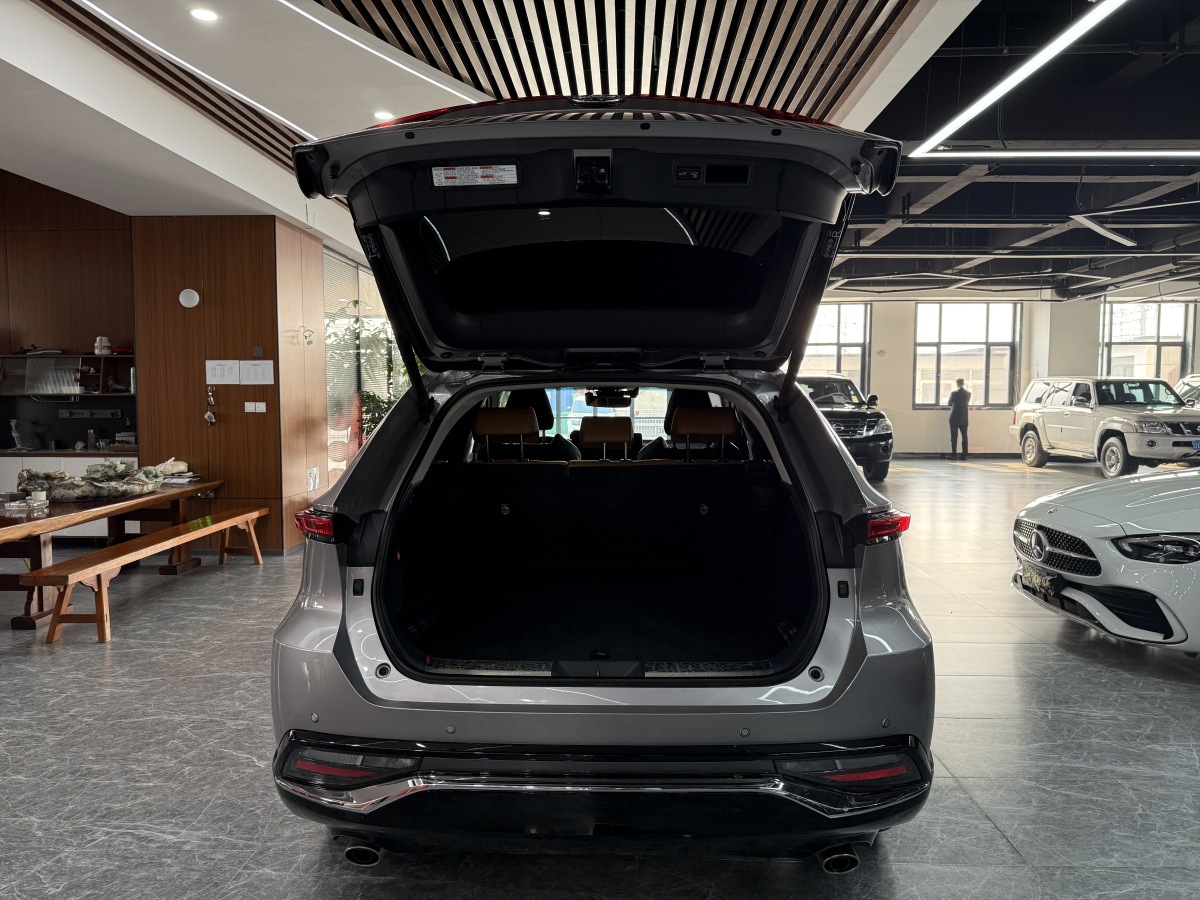 丰田 威飒 2023 汽车图片 #11