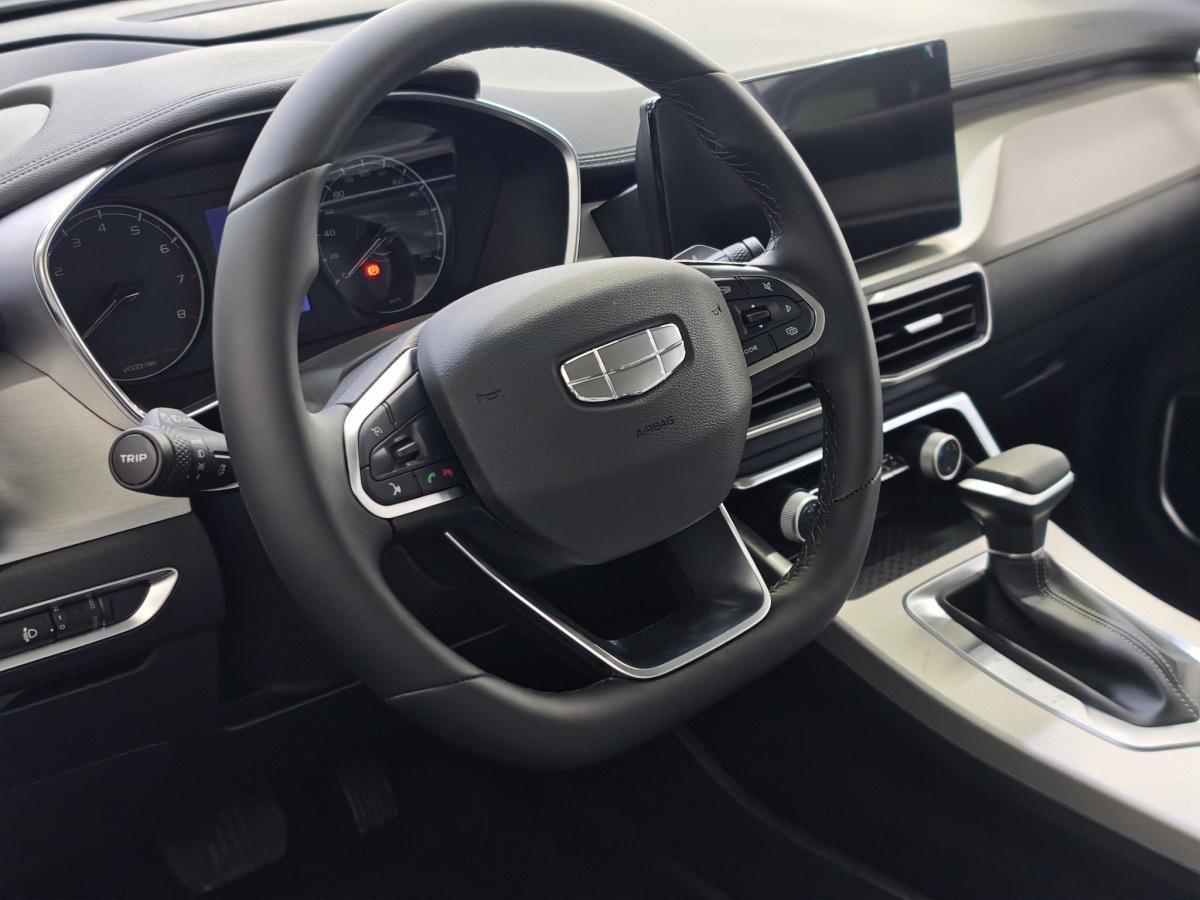 GEELY Coolray 2025 #11 GEELY Coolray 2025 immagine di auto #11