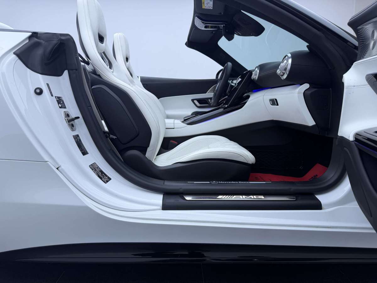 Mercedes-Benz 2024 car image #11